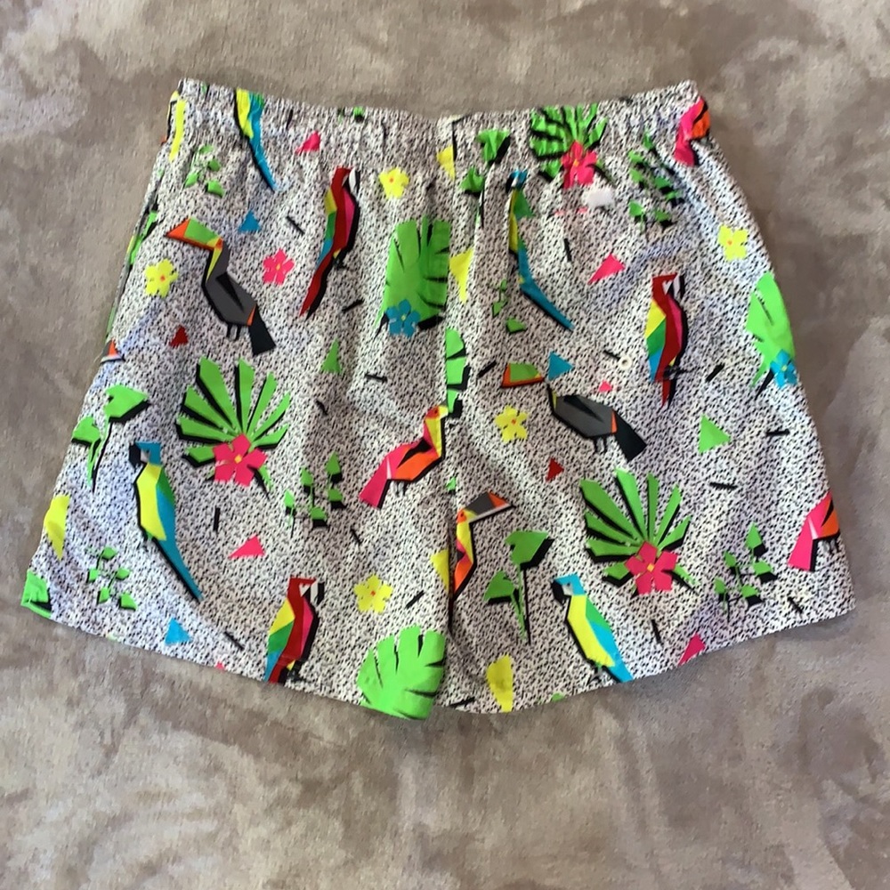 * Swim trunks - Picture 2 of 4